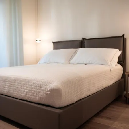 N-149 Luxury Apartmán Bari