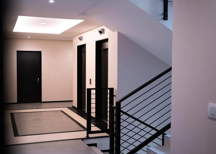 N-149 Luxury Бари